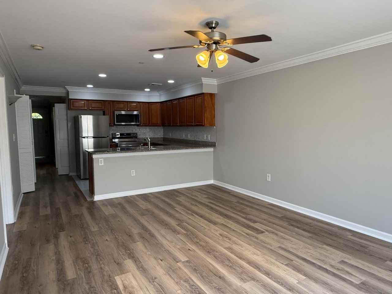 2008 Millenium Pl - Photo 6 of 24