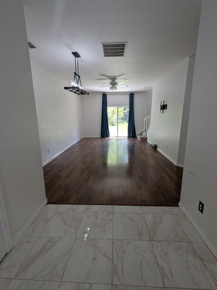 20405 Harvest Oak Ct - Photo 3 of 27