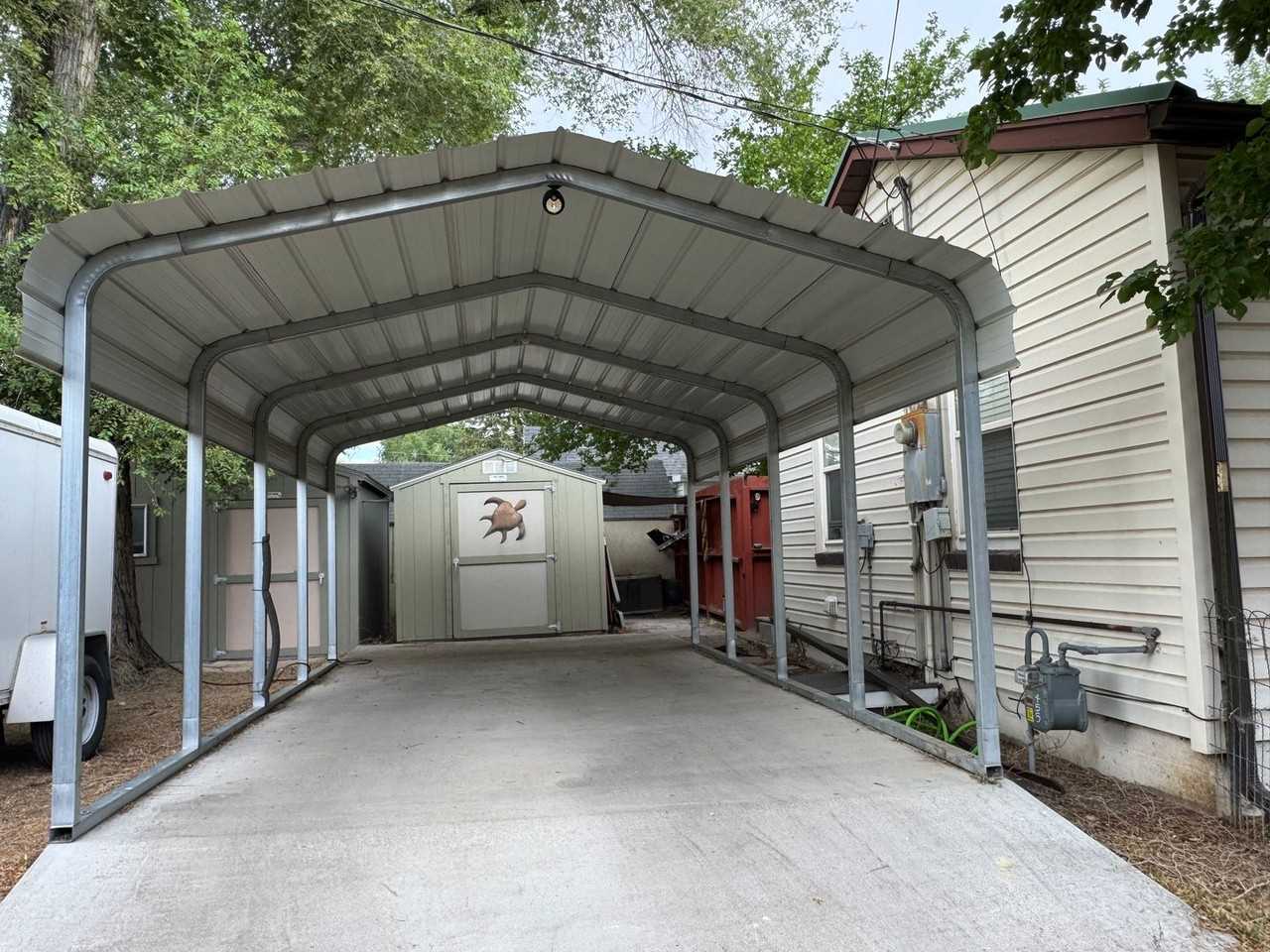 1361 7th St - Photo 4 of 12