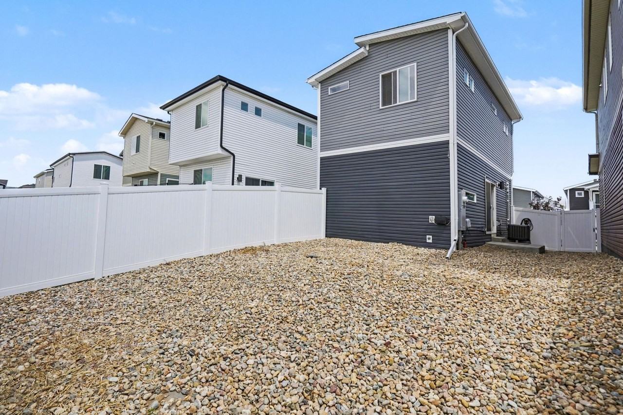 5059 N Walden Way - Photo 4 of 27