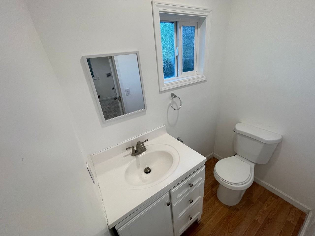 199 Bart Ave #A - Photo 4 of 12