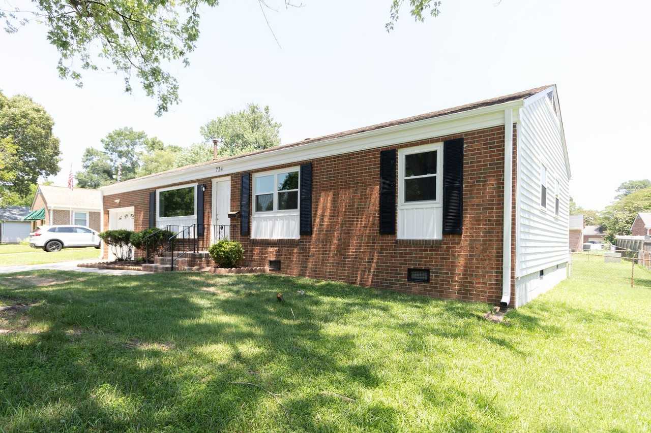 724 Lucas Creek Rd - Photo 2 of 27