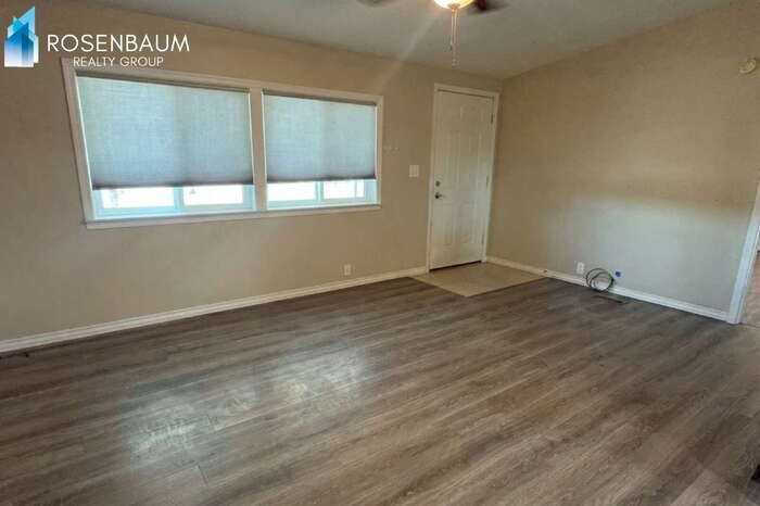 10644 W Rosemead Dr - Photo 2 of 13