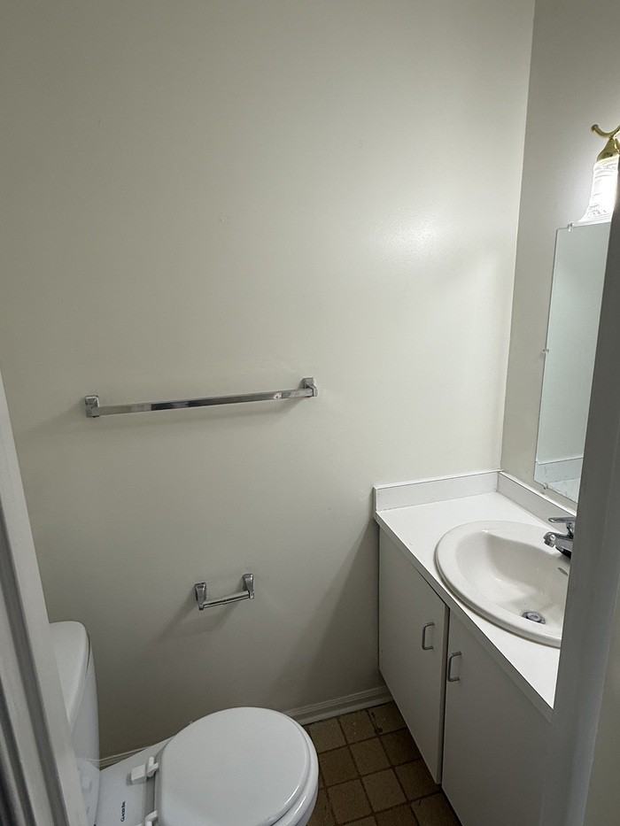 96 Courtland Woods Cir - Photo 3 of 16