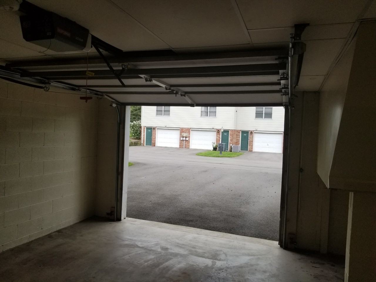 780 Water St - Photo 4 of 12