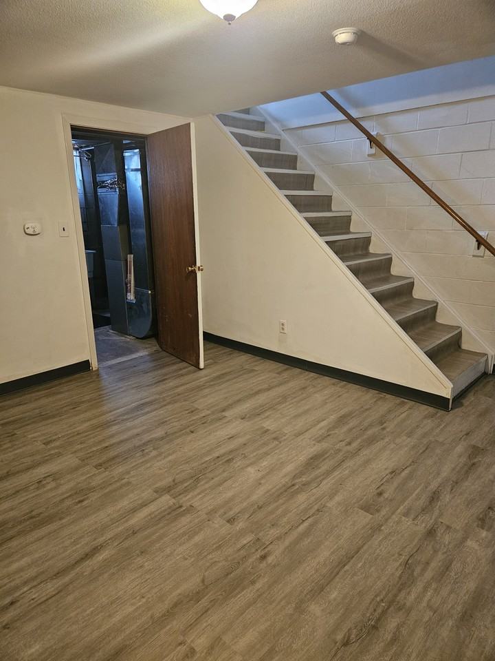 741 3rd Ave E #741 - Photo 6 of 14