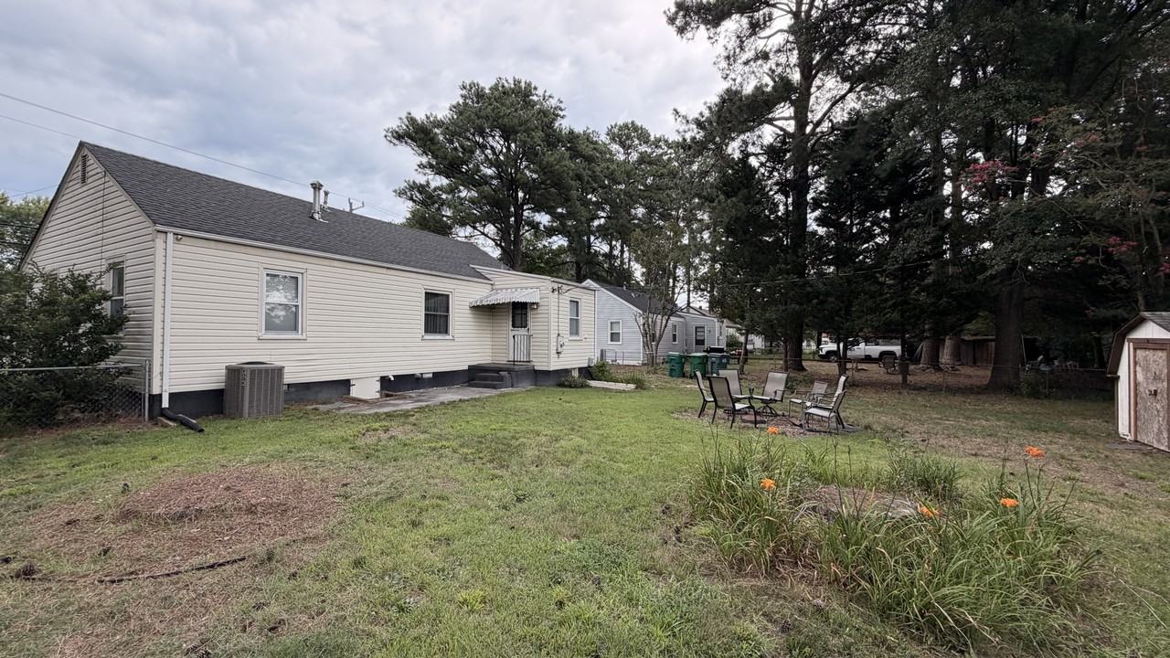 2313 Dickens Rd #NA - Photo 4 of 20