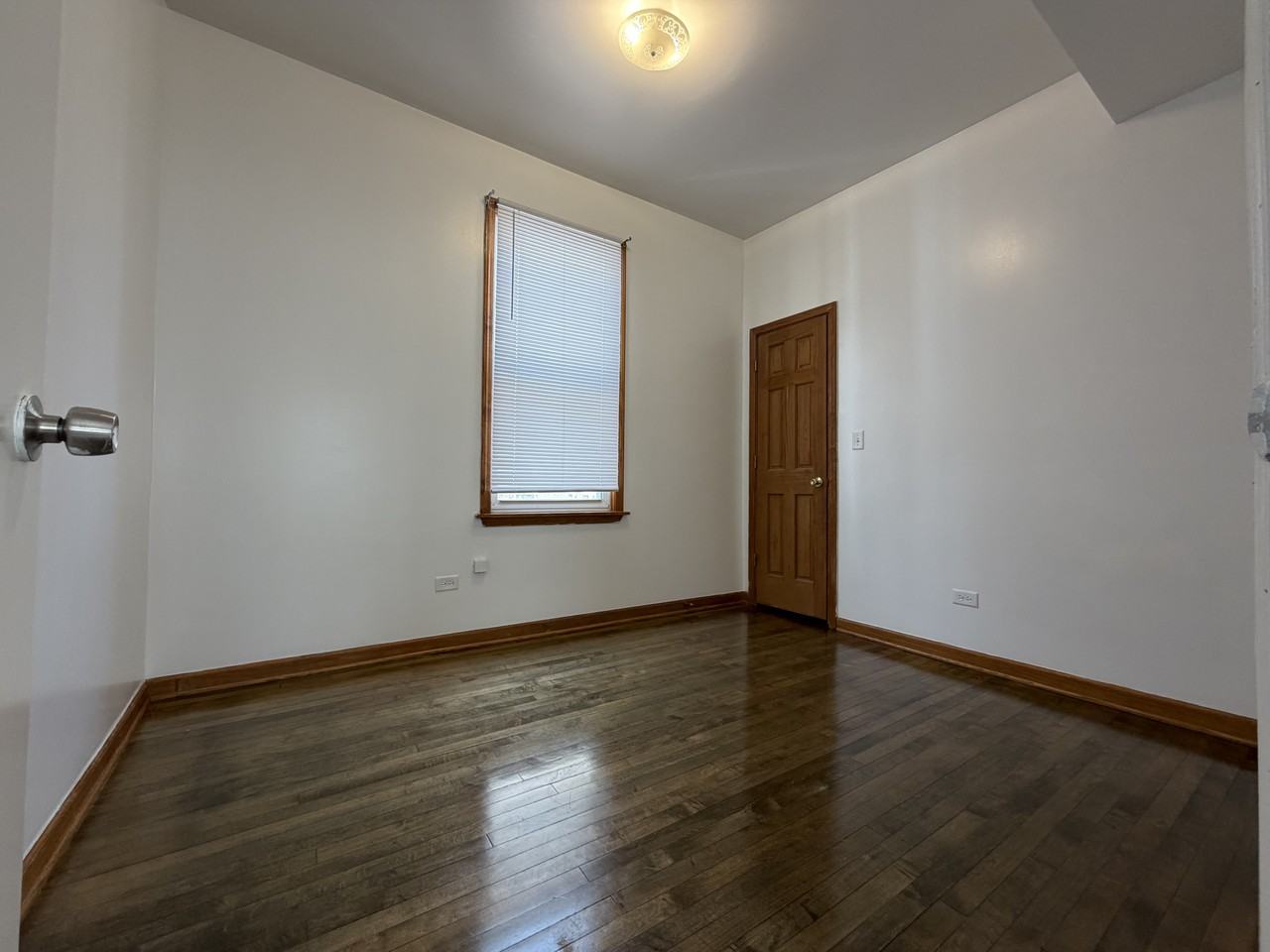 639 N Sawyer Ave #2 - Photo 5 of 9