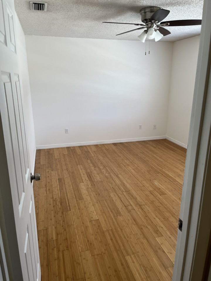 7633 Woodbridge Blvd #NA - Photo 4 of 14