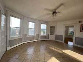 featured image of 75 Hayes St #2