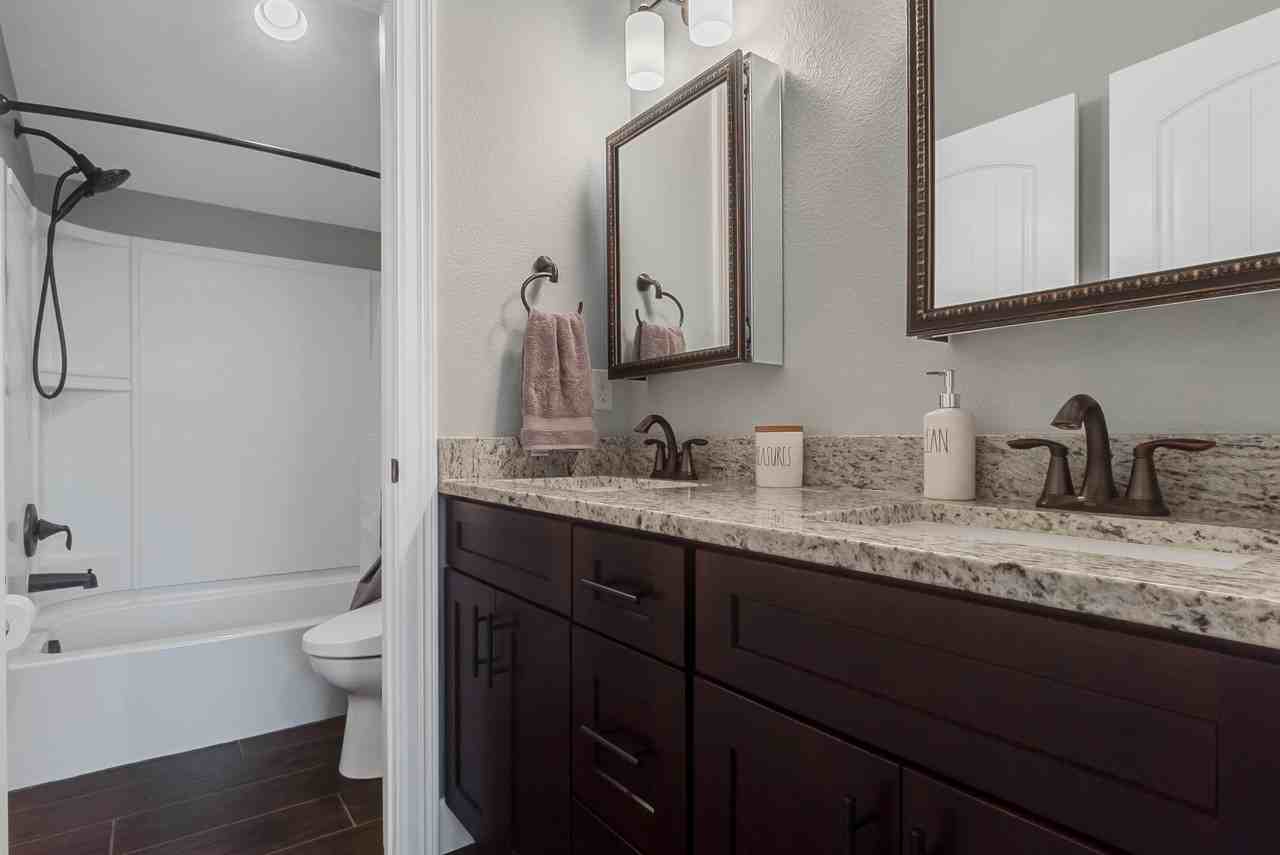 12752 S Lake Sawyer Ln #2 - Photo 3 of 10