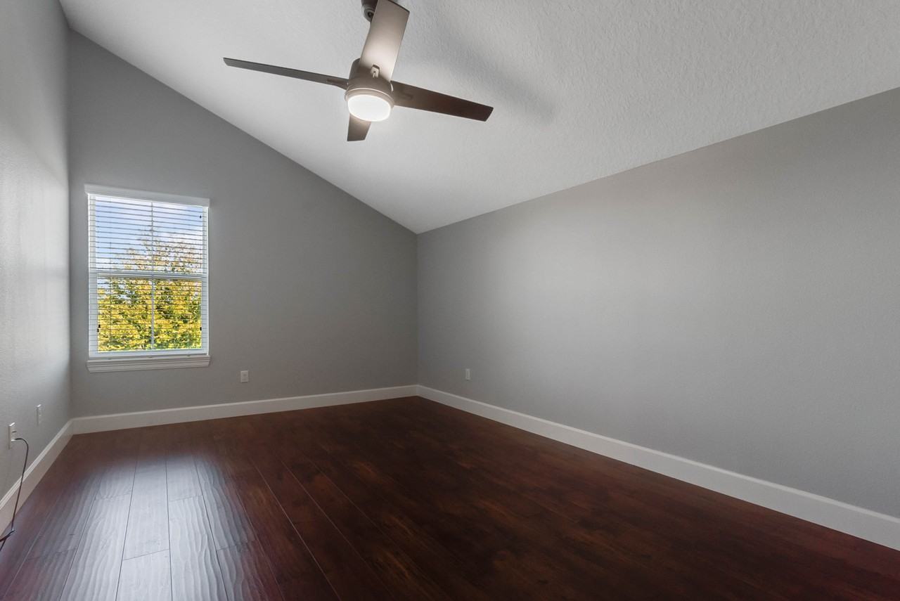 12752 S Lake Sawyer Ln #2 - Photo 4 of 10