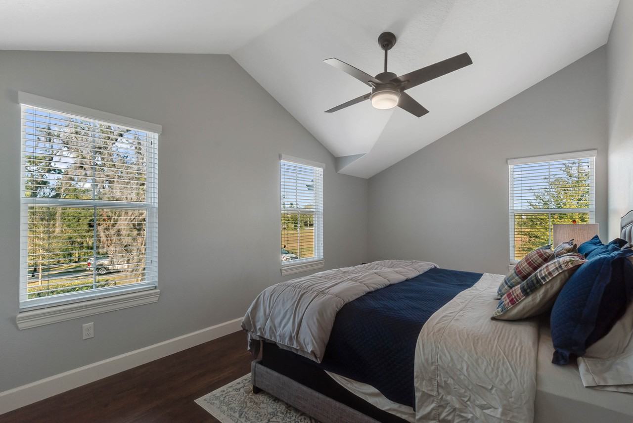 12752 S Lake Sawyer Ln #2 - Photo 6 of 10
