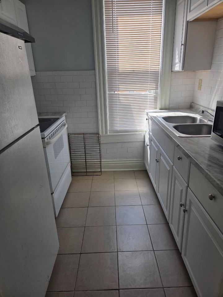 1558 Bardstown Rd - Photo 2 of 16