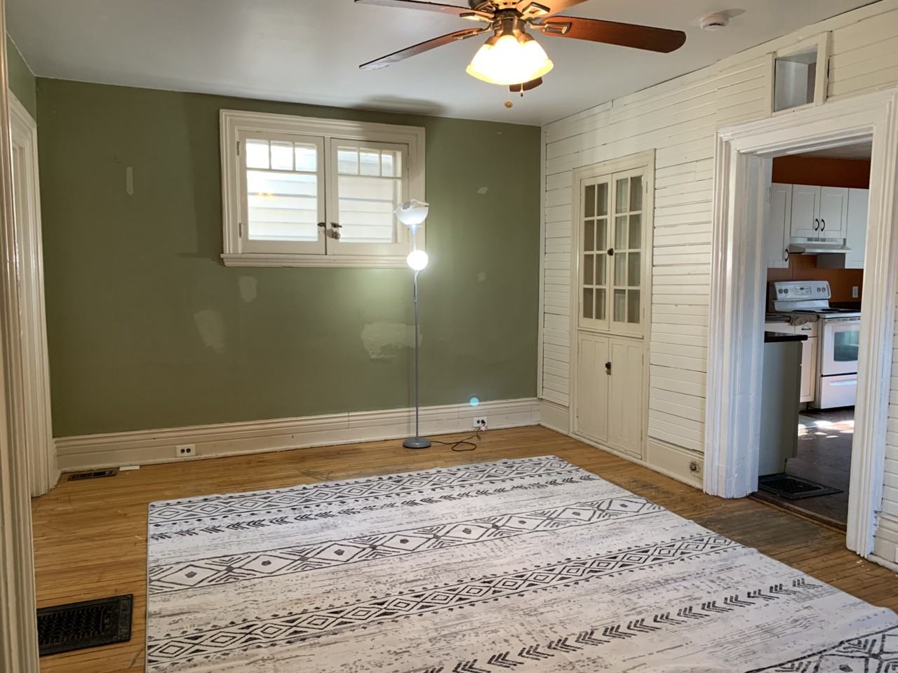 277 Reid Street - Photo 4 of 8