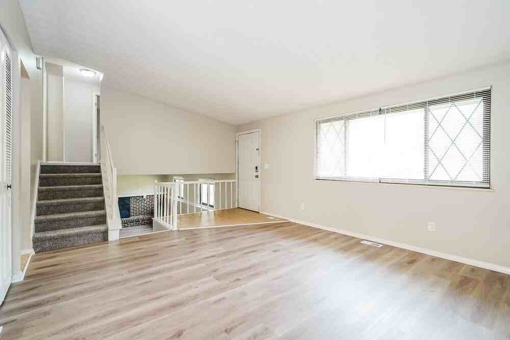 1284 Falene Pl - Photo 5 of 18