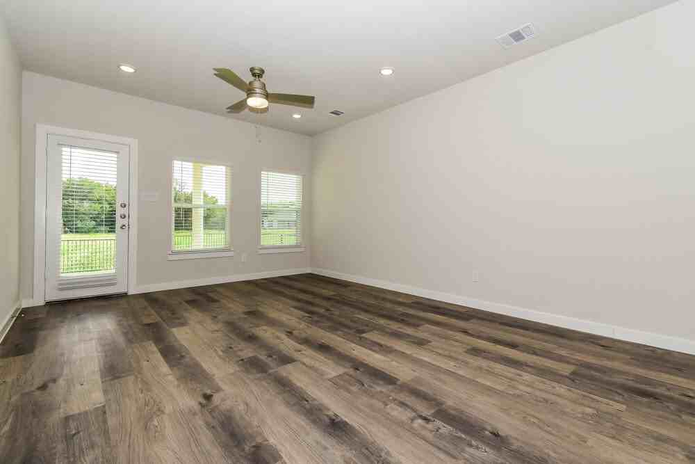 320 Sun Harvest Dr - Photo 6 of 17