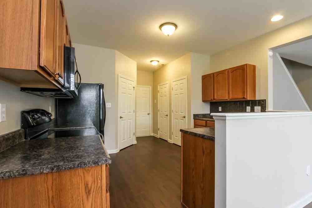 5236 Choctaw Ridge Way - Photo 5 of 17