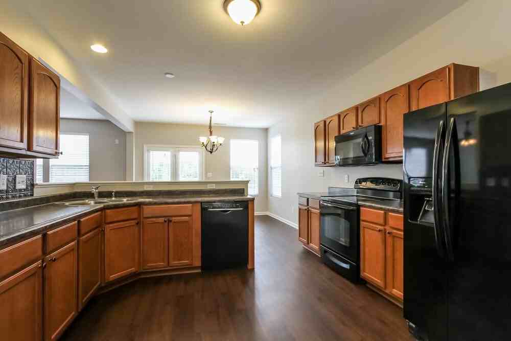 5236 Choctaw Ridge Way - Photo 6 of 17