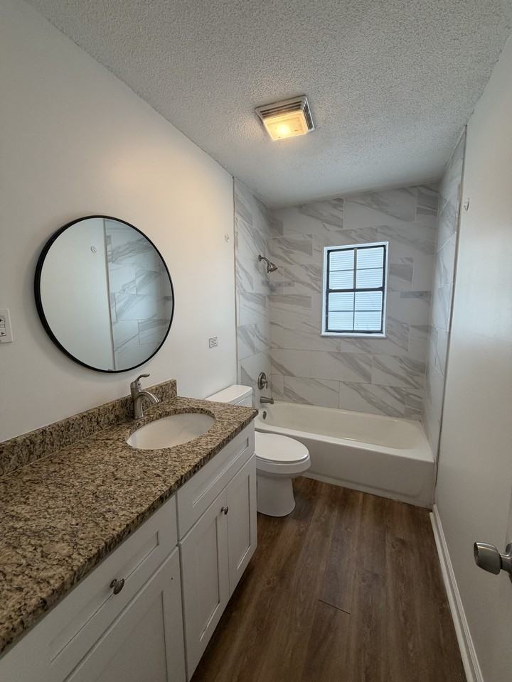 166 Edwards St Se #3 - Photo 4 of 6