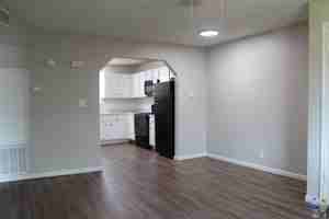 featured image of 2145 8th St #6