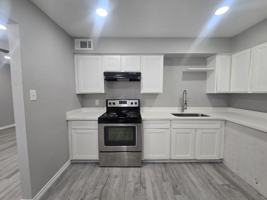 featured image of 911 Avenue K - 11 #11