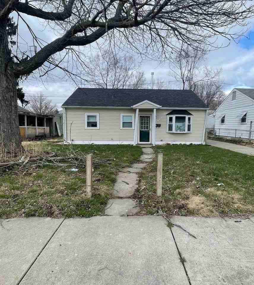2806 Elk St - Photo 2 of 11