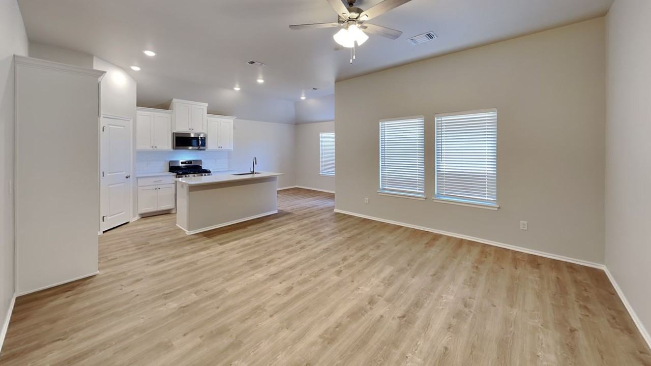 12700 Elba Dr - Photo 6 of 20