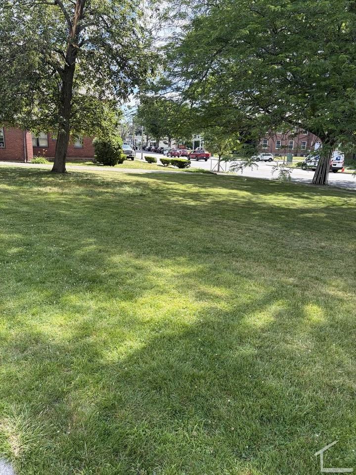 90 Mount Auburn St - Photo 2 of 20