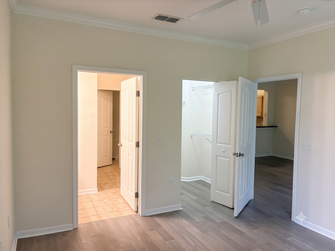 12837 Madison Pointe Cir #206 - Photo 6 of 9