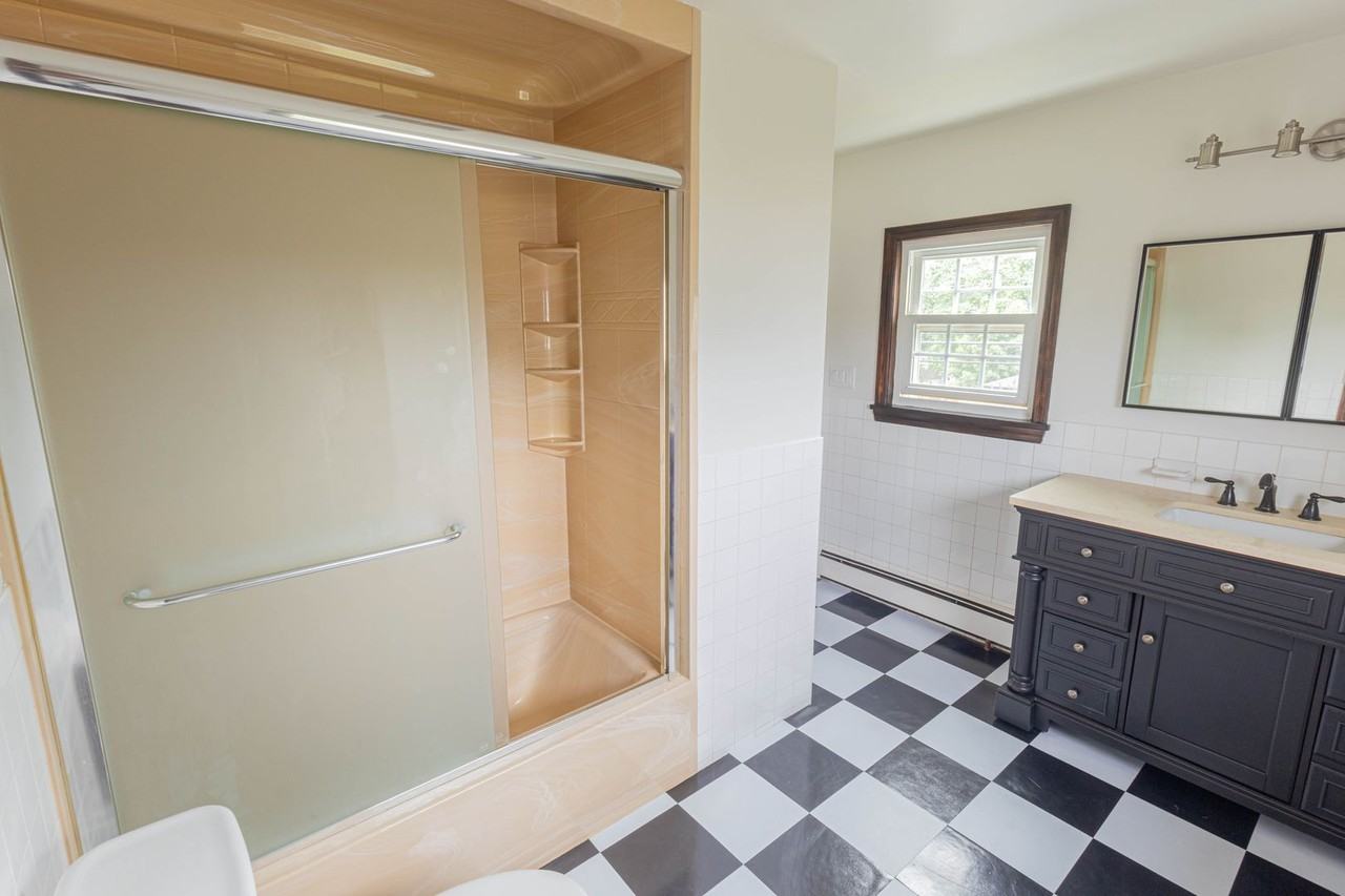 36 12th St - Photo 4 of 14