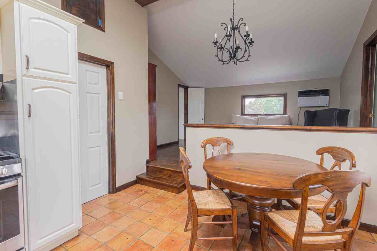 36 12th St - Photo 5 of 14