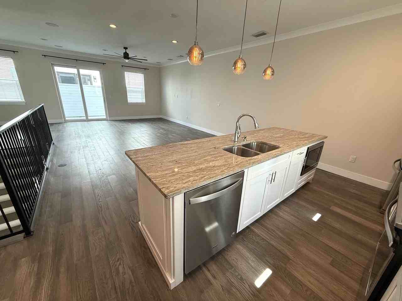 4910 W Mcelroy Ave #3 - Photo 5 of 20