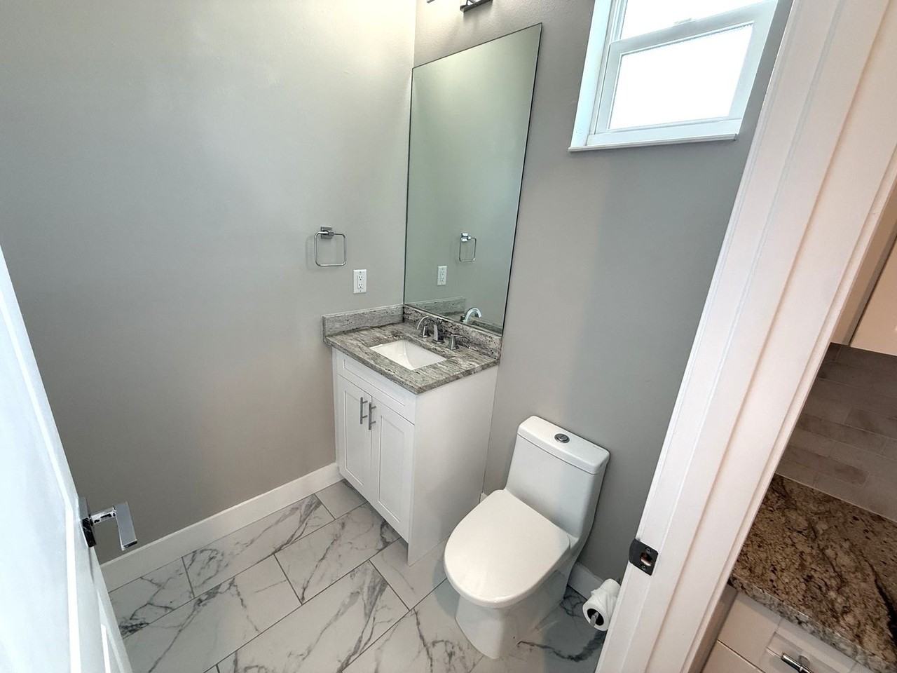 4910 W Mcelroy Ave #3 - Photo 7 of 20
