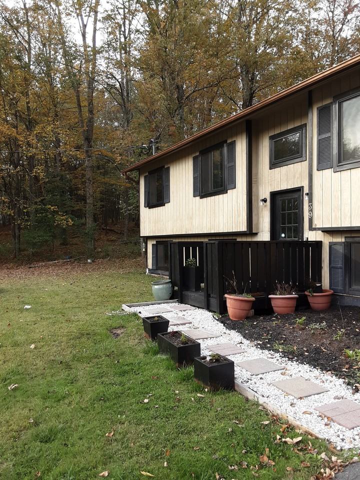 39 Laurel Ln #1 - Photo 2 of 10