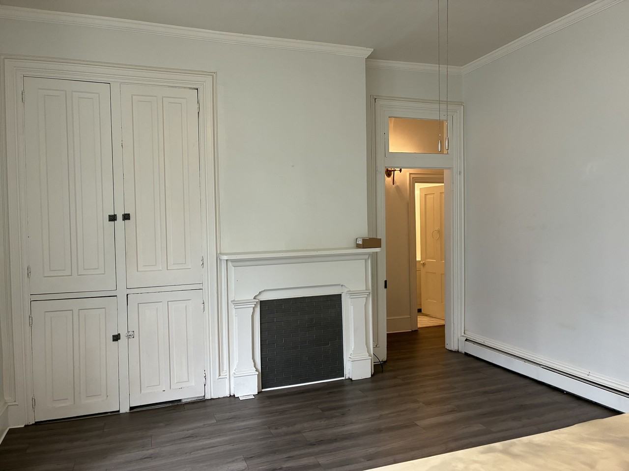 303 N Market St #B - Photo 7 of 13