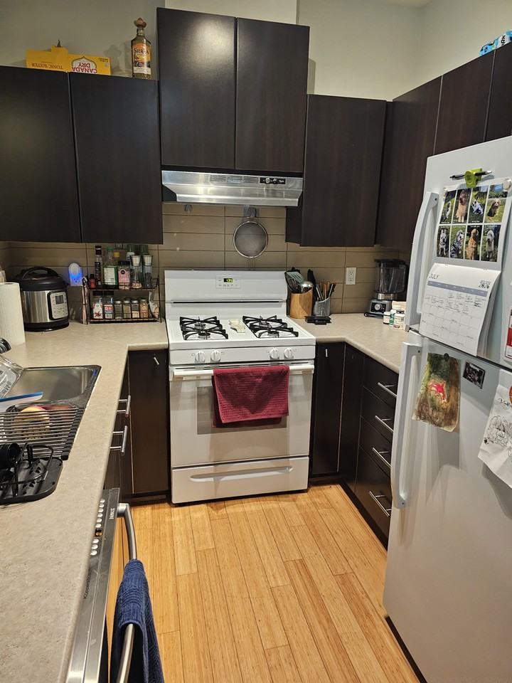 9319 University Crescent #512 - Photo 7 of 17