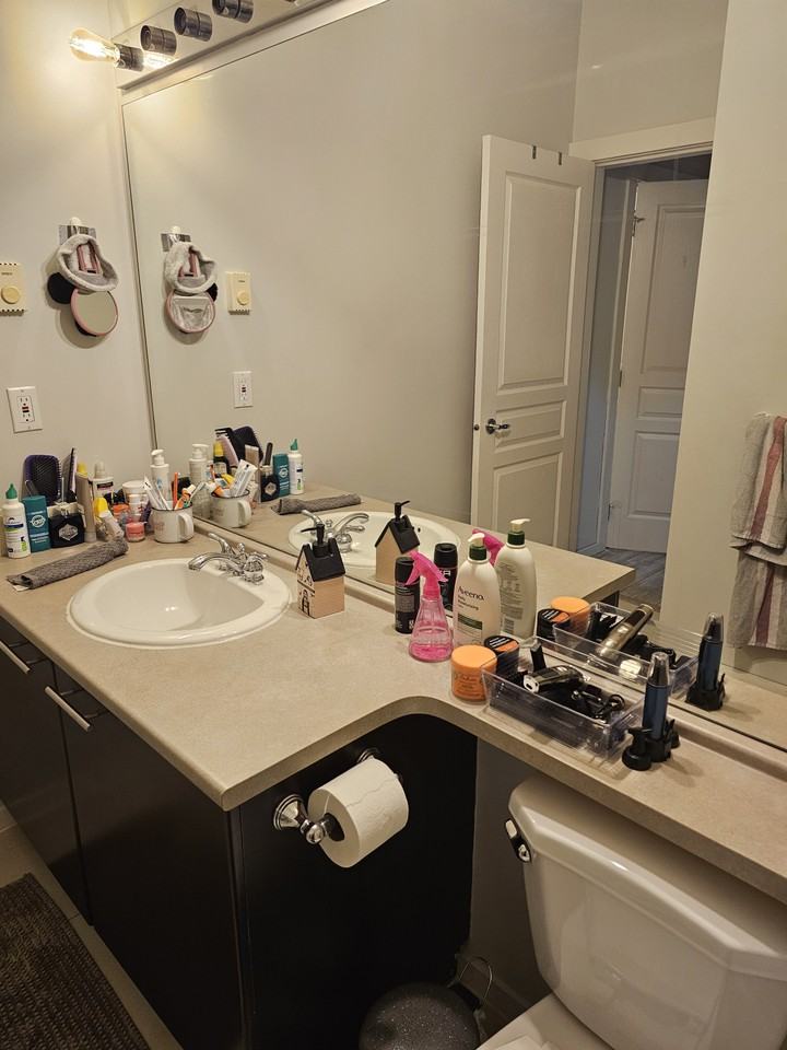 9319 University Crescent - Photo 16