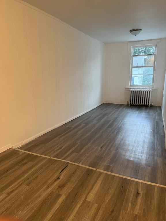 75 Clinton St - Photo 2 of 5