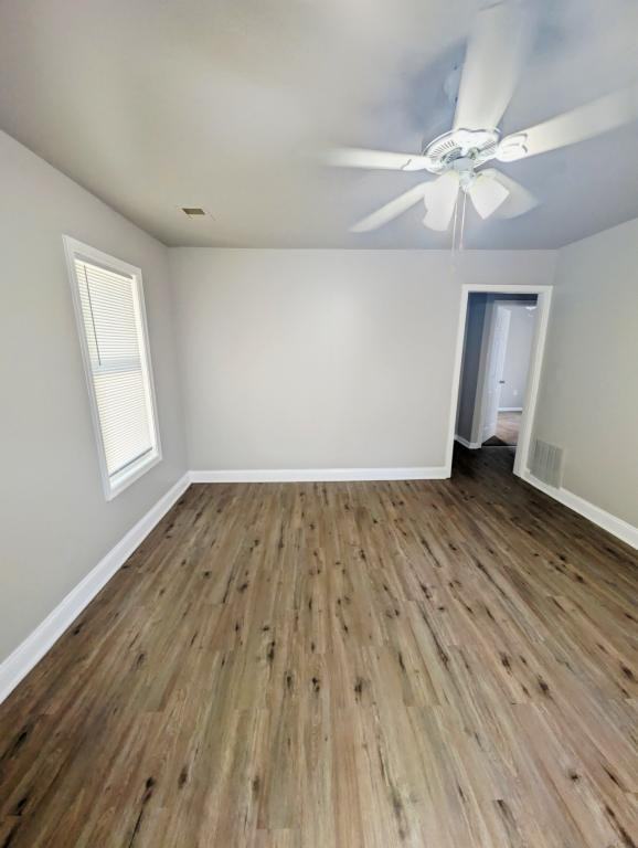 2524 Cass St - Photo 3 of 12