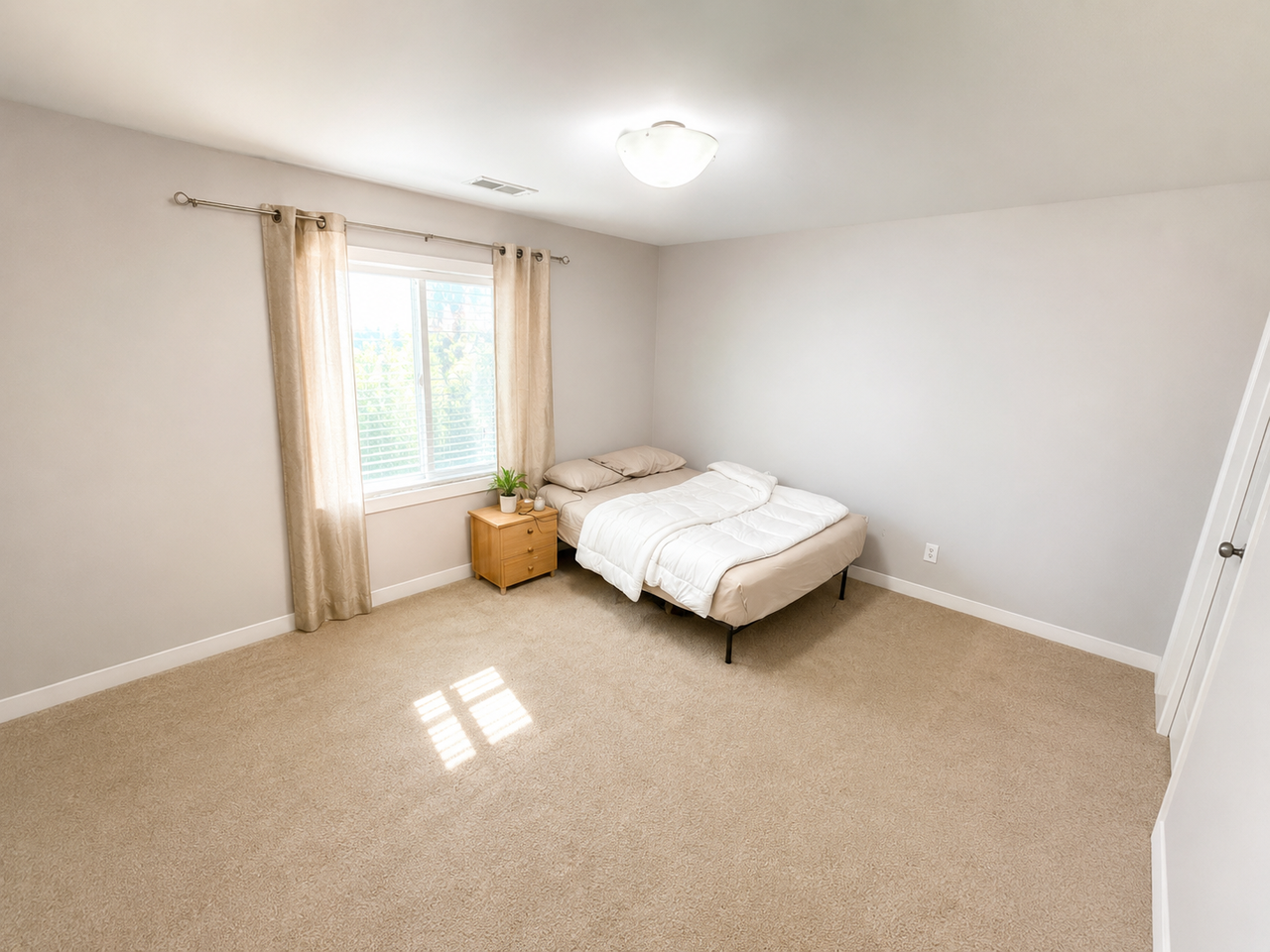 47 Lake Shore Ct #3 - Photo 5 of 5