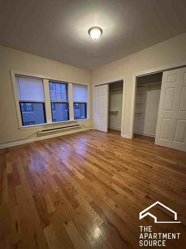 1319 Oak Ave #C2 - Photo 6 of 15