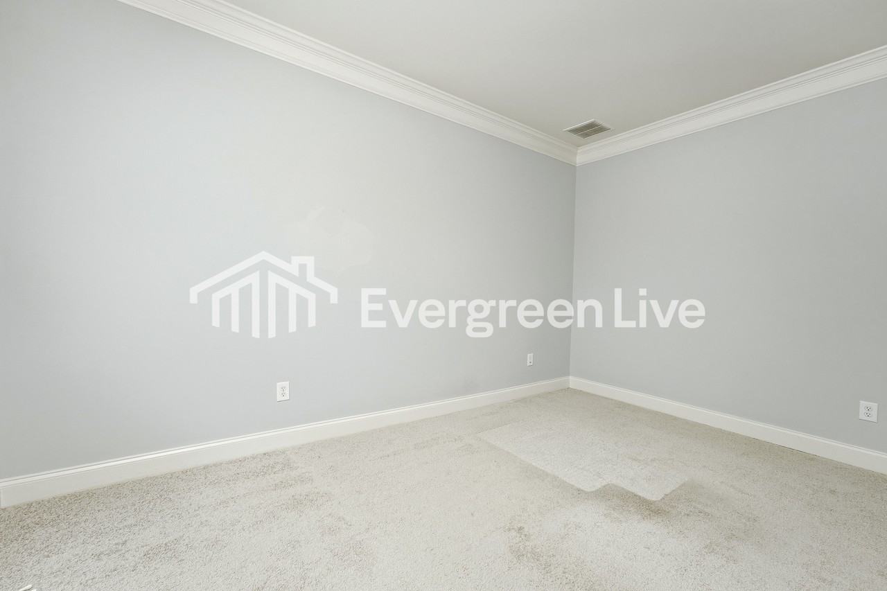 3517 Stoneleigh Walk - Photo 7 of 15