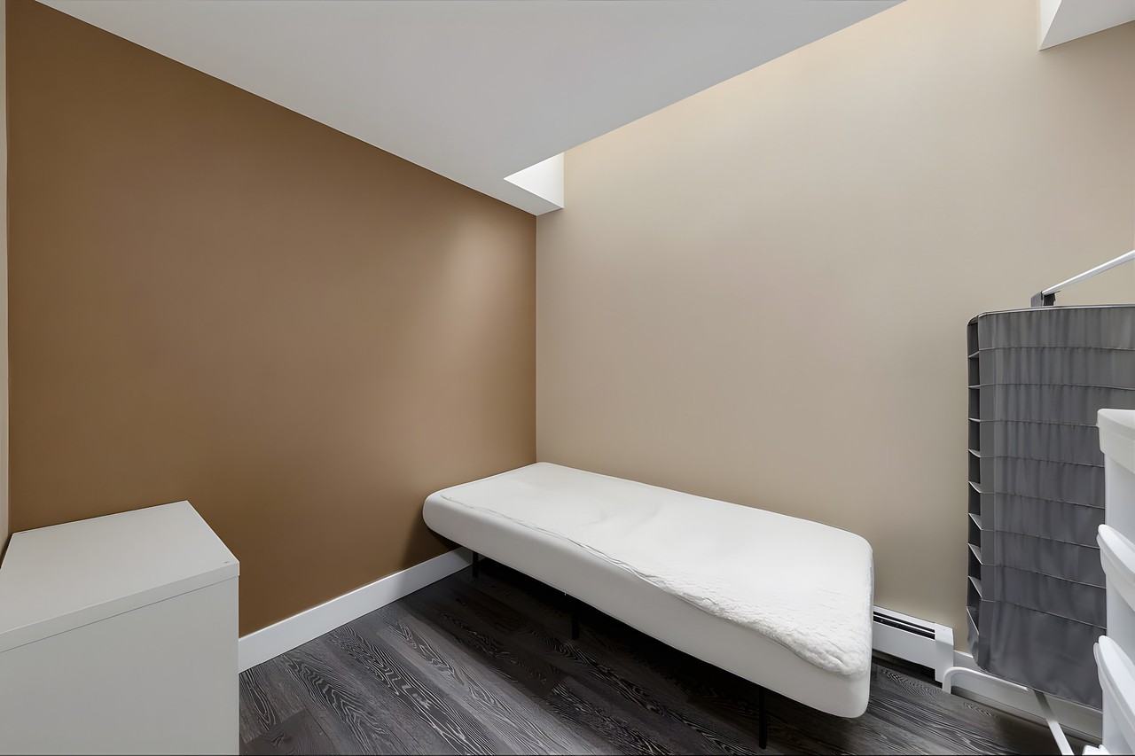 3836 West 15th Avenue - Photo 2 of 20