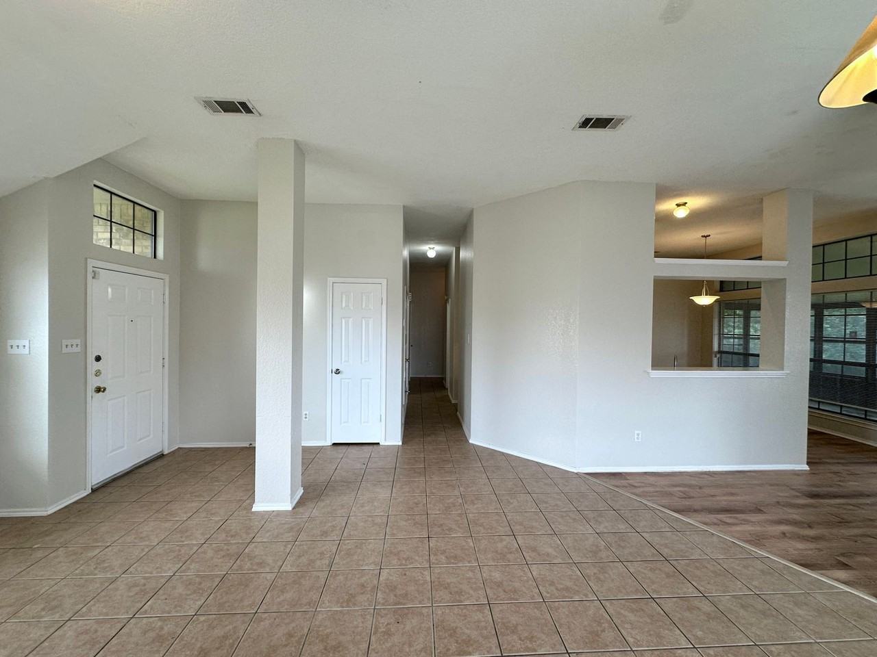 607 Hogan Dr - Photo 7 of 45