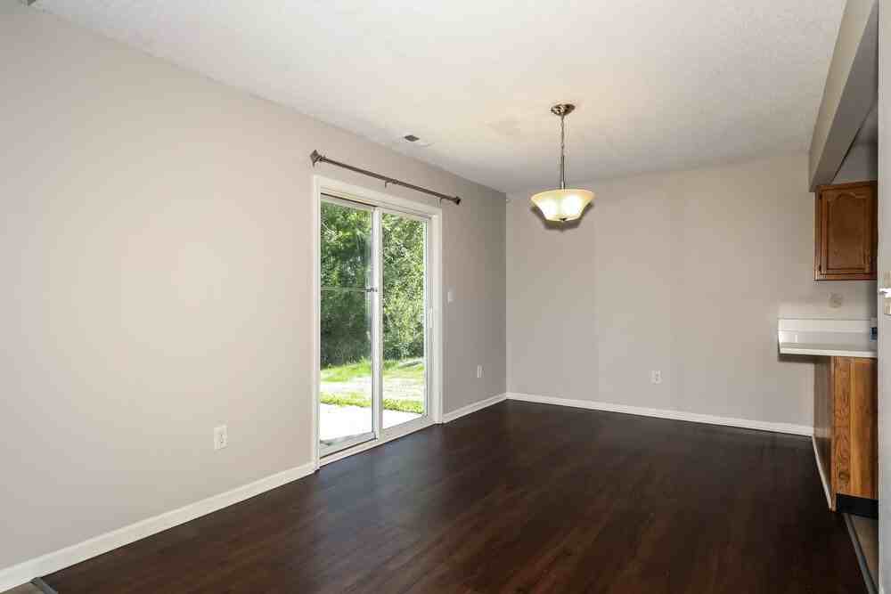 5904 Minden Dr - Photo 7 of 17