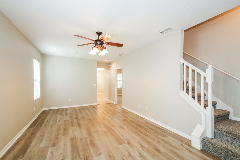 16014 Loneoak View Dr - Photo 4 of 17