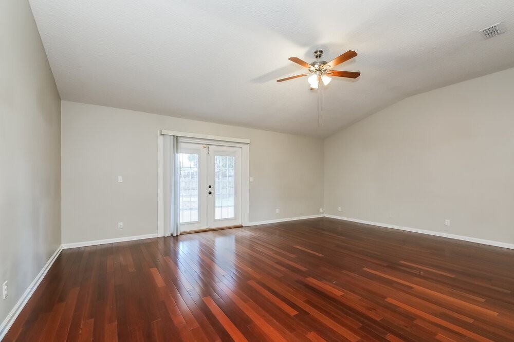 12640 Ashmore Green Dr S - Photo 4 of 16