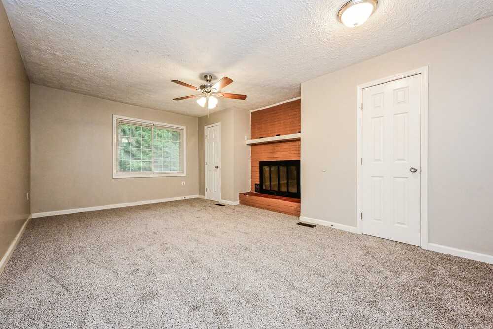 160 Swan Lake Dr - Photo 7 of 16