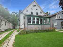 featured image of 630 Plett St Sw